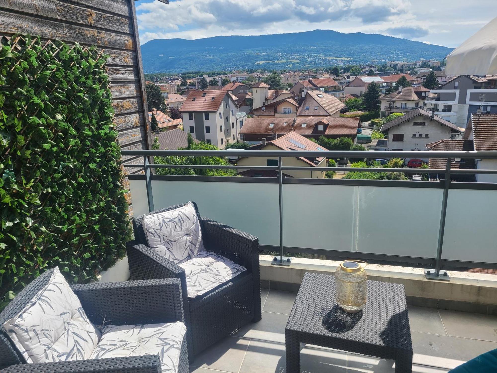 Joli T2 Proche Gare Avec Vue Apartment Анмас Екстериор снимка